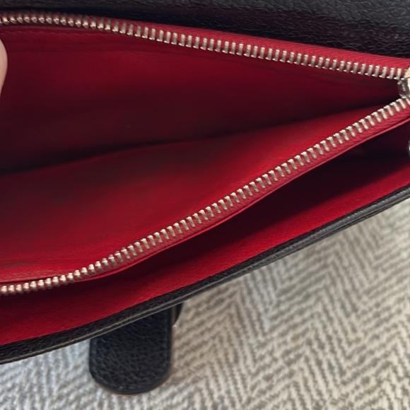 BVLGARI Wallet - Picture 15 of 15